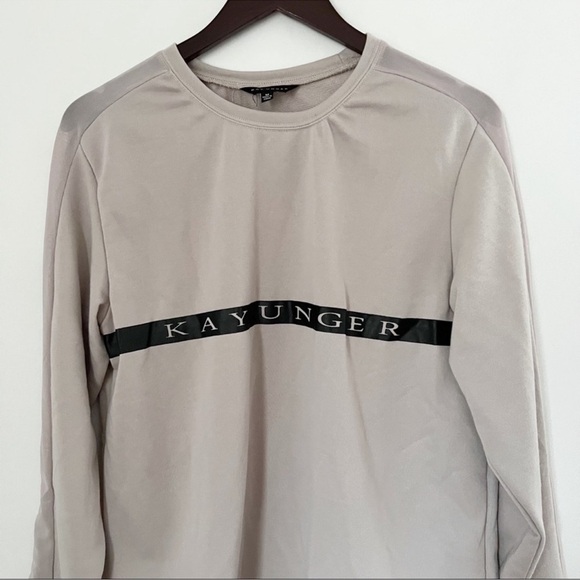 Kay Unger Gray Logo Top Mesh Panel Long Sleeves Size Medium NEW Athleisure - Picture 2 of 7